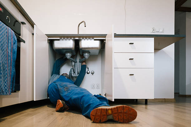 Professional Leak Detection technician working in Clarkesville, GA
